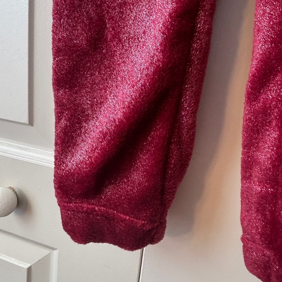 NWT Sleep On It Fleece Pajama Set in Berry - Picture 8 of 11